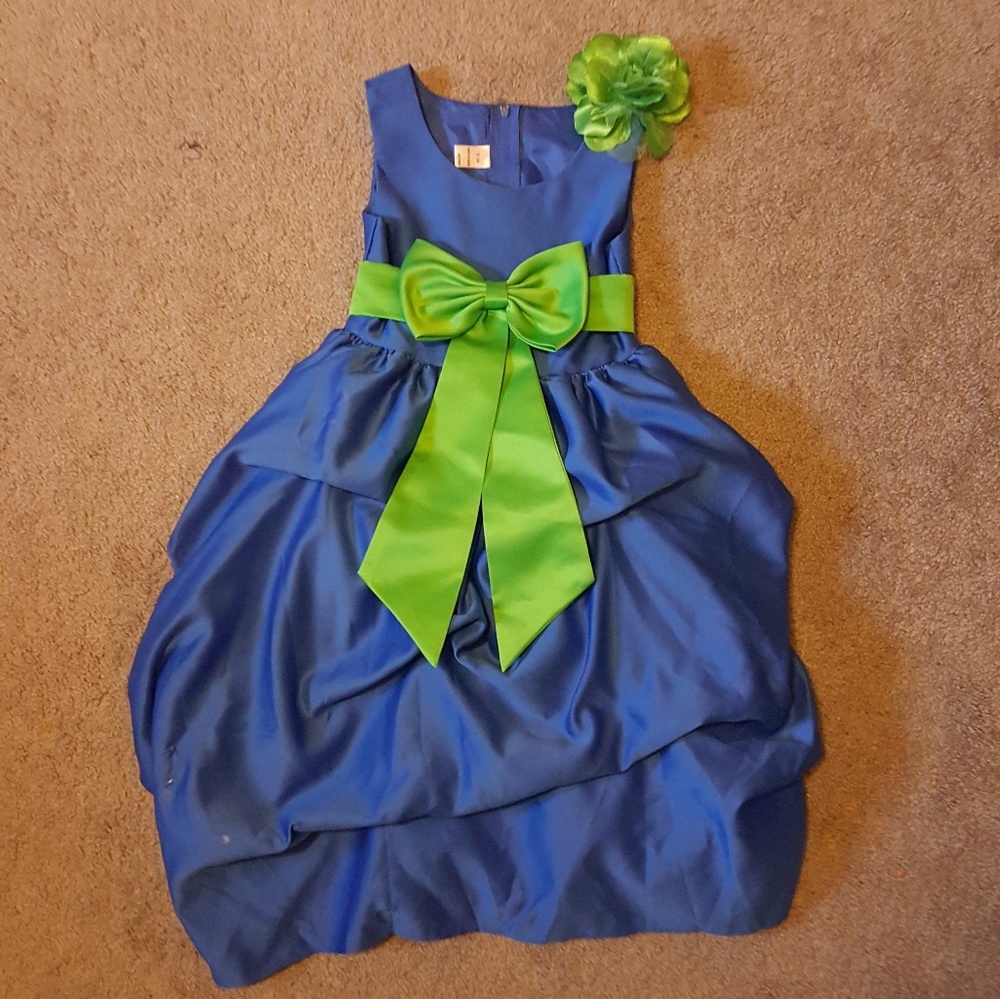 Flower Girl Dress 🤗